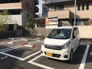 福岡清川店近隣駐車場1