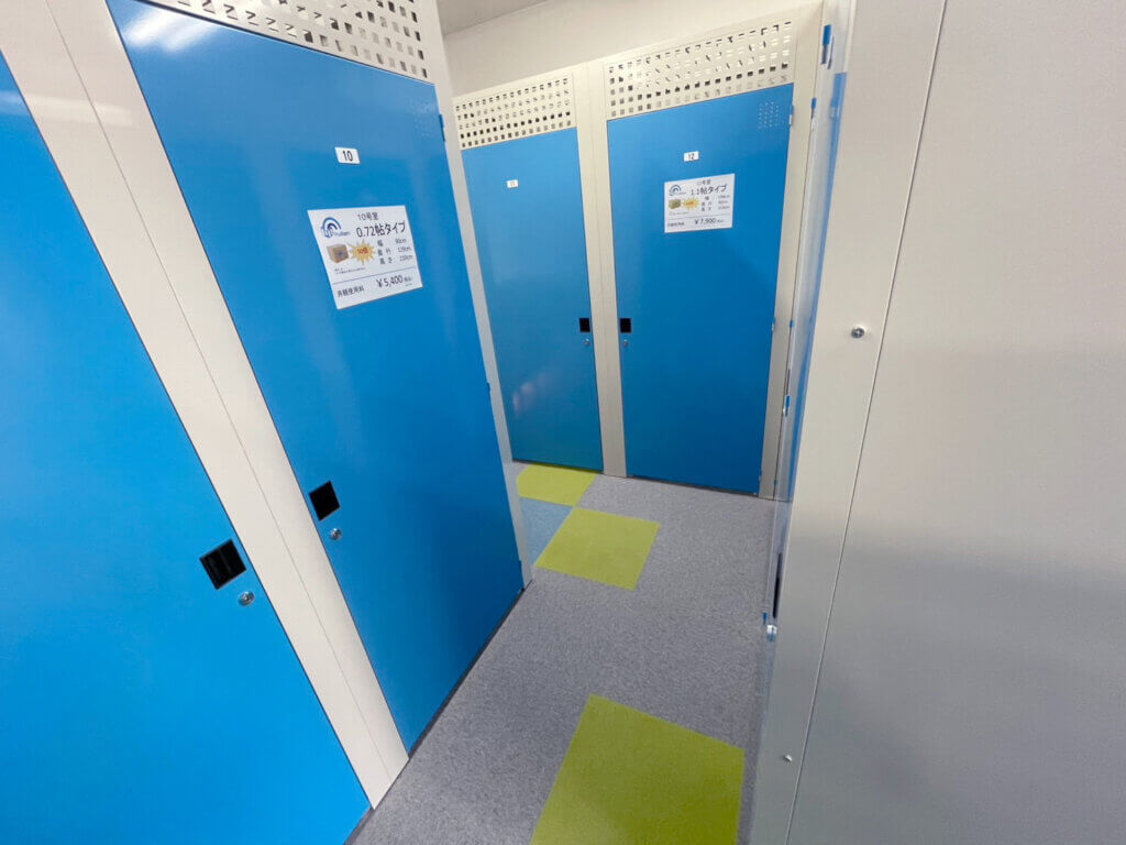 東広島八本松店室内