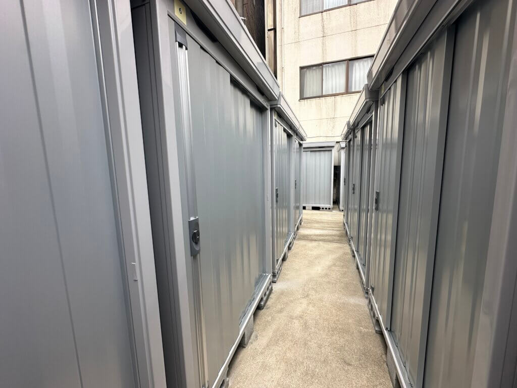 鶴見中央の貸し物置
