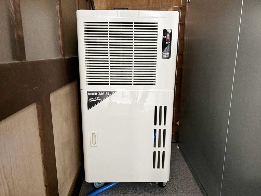カビ・湿気対策の業務用除湿機|静岡市清水区のトランクルーム プラスルーム清水三光町店